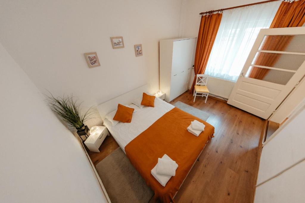 FLH - Apartament Mai